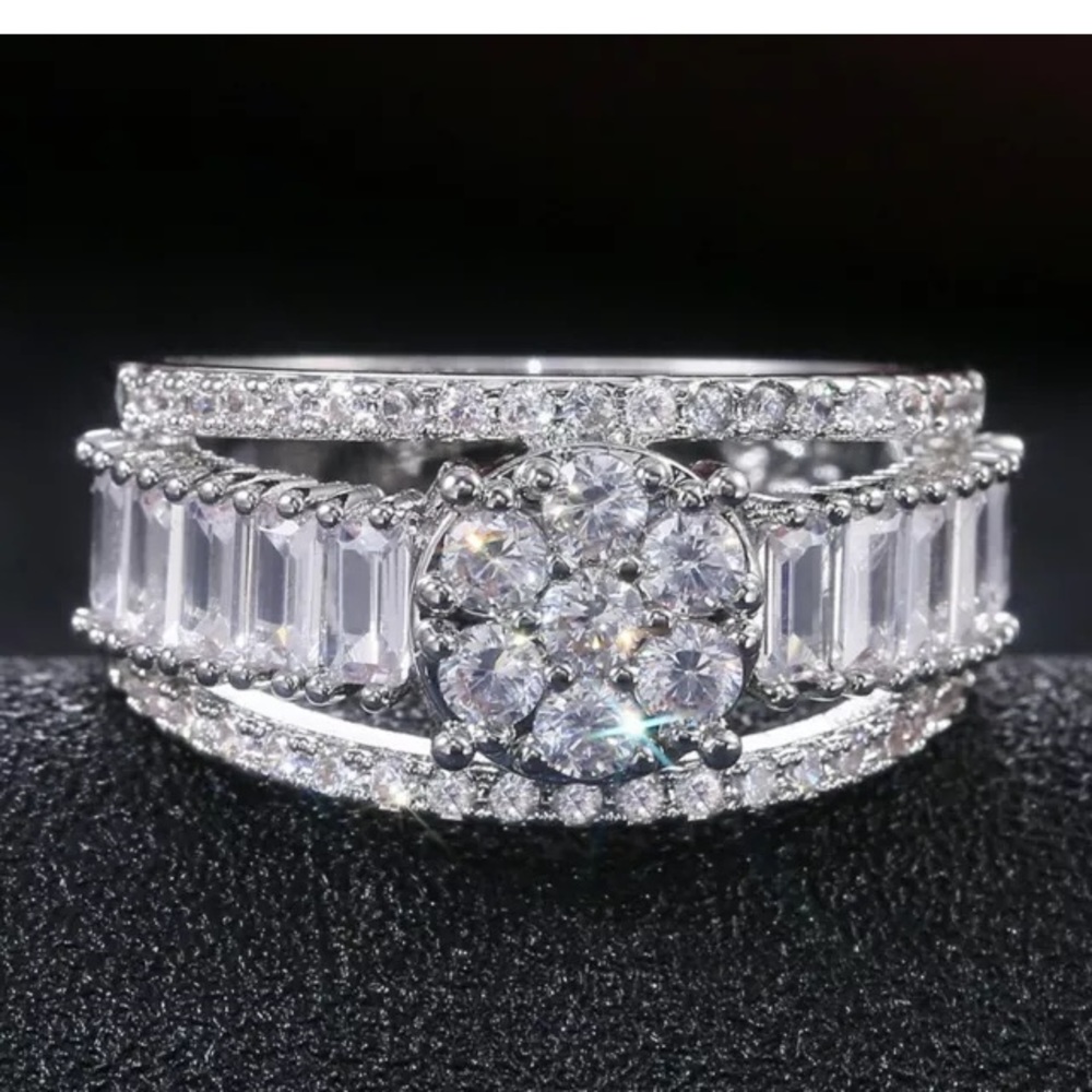 🌺 White Sapphires 3 Band in 1 Set in .925